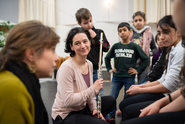 Bonjour Berlin! Wie ein musikalisches Projekt geflüchtete Kinder Worte finden lässt